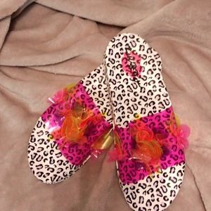 Betsy johnson slides